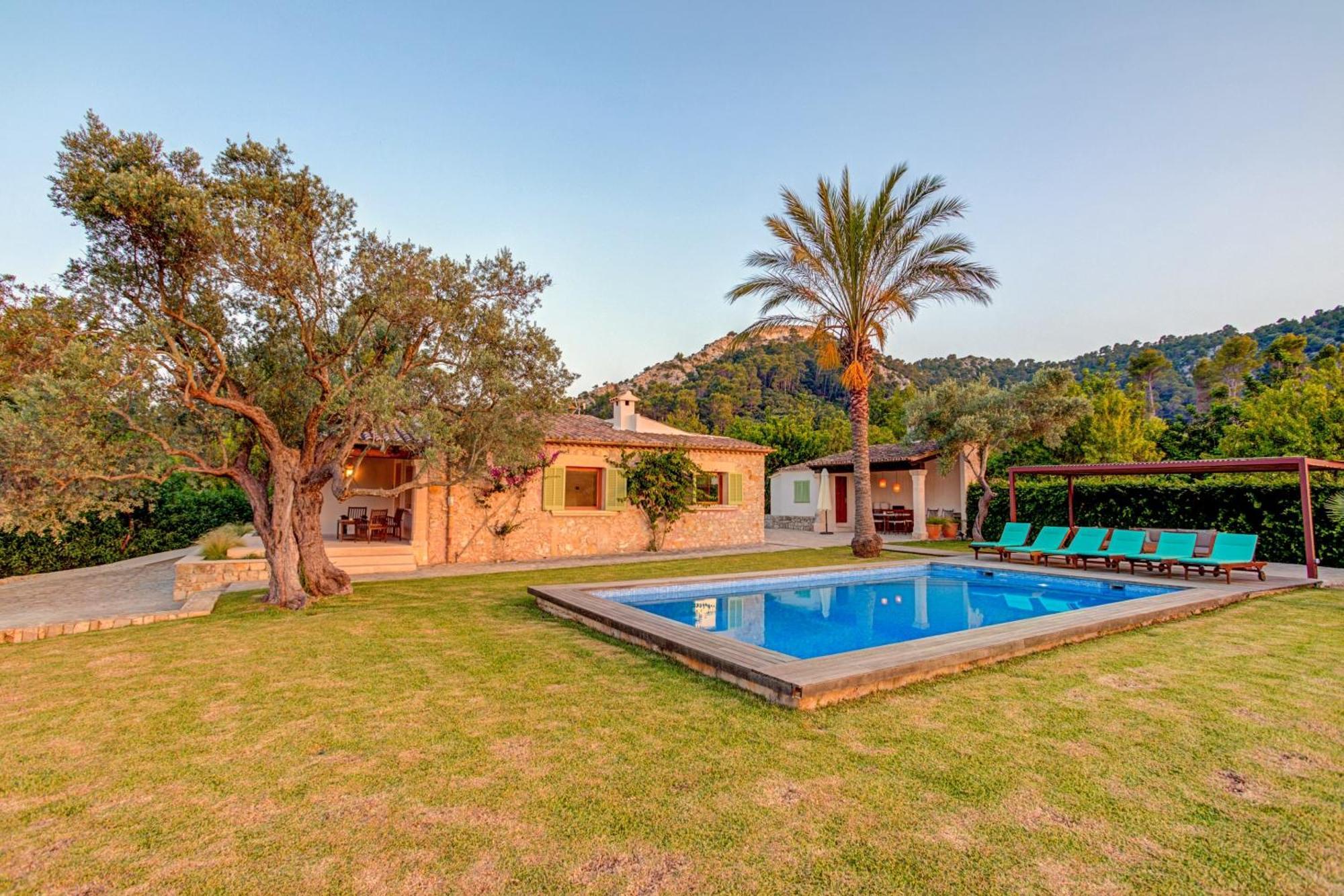 Villa Can Gallardo By Sealand Villas Pollenca Exterior photo
